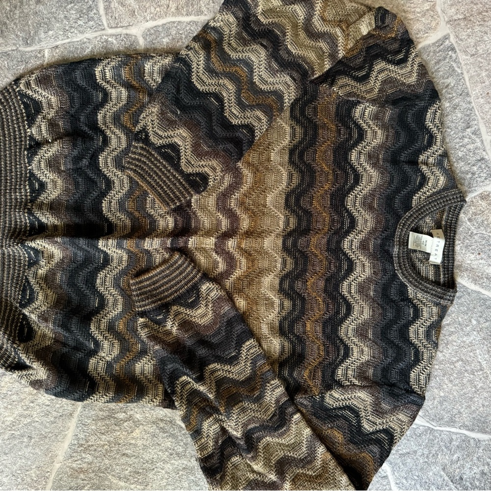 90s style sweater